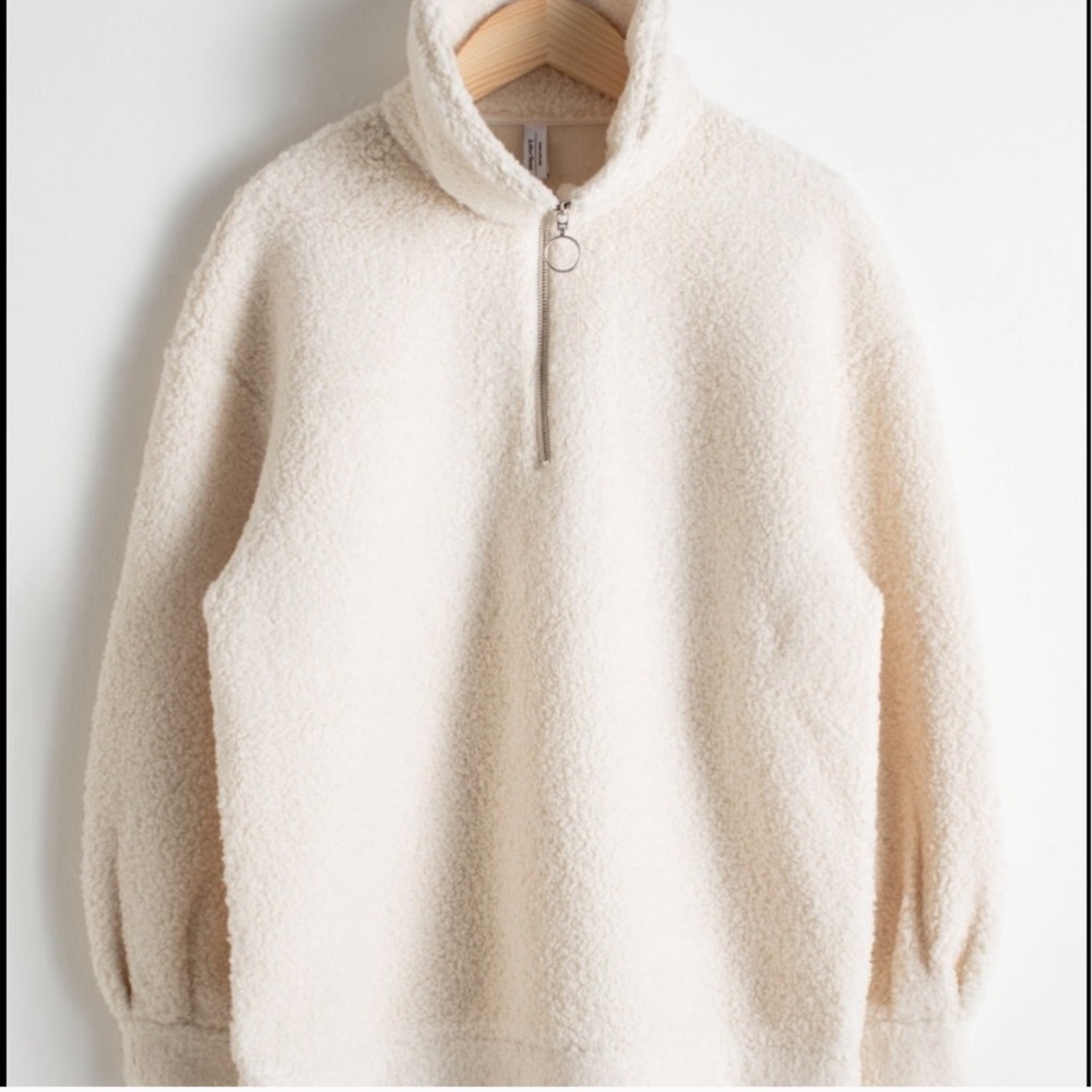 SOLD 🚨 & Other Stories- Faux shearling pullover - Picture 2 of 5